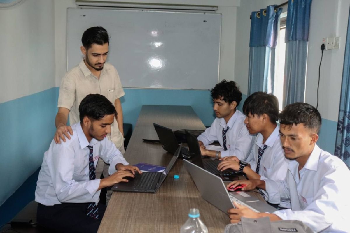 Database Design, UI/API Integration & Linux Terminal Bootcamp: A Practical Learning Opportunity for BIT Students
